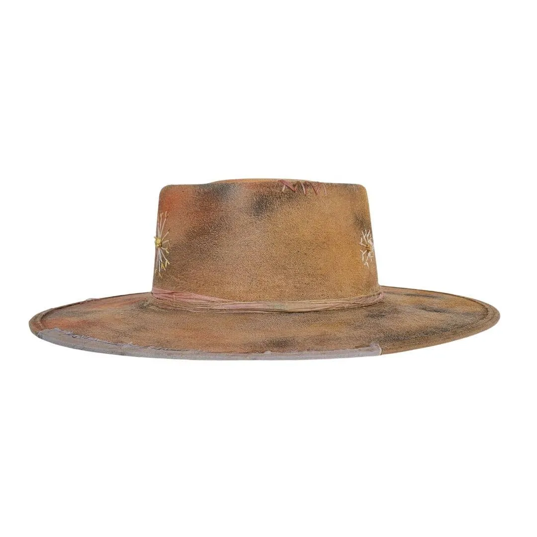 Kiki Telescope Hat: Camel